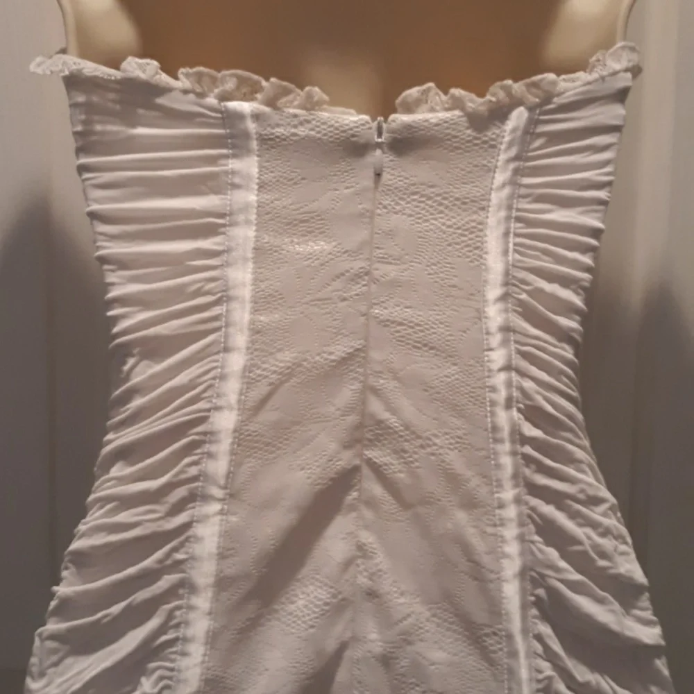 Bebe sweetheart dress - Picture 5 of 8